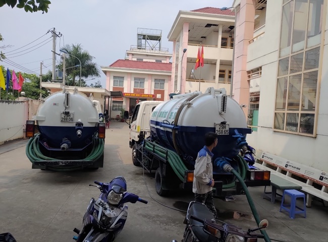 Dịch vụ h&uacute;t b&ugrave;n ben c&ocirc;ng tr&igrave;nh Tiến Minh gi&aacute; cả cạnh tranh
