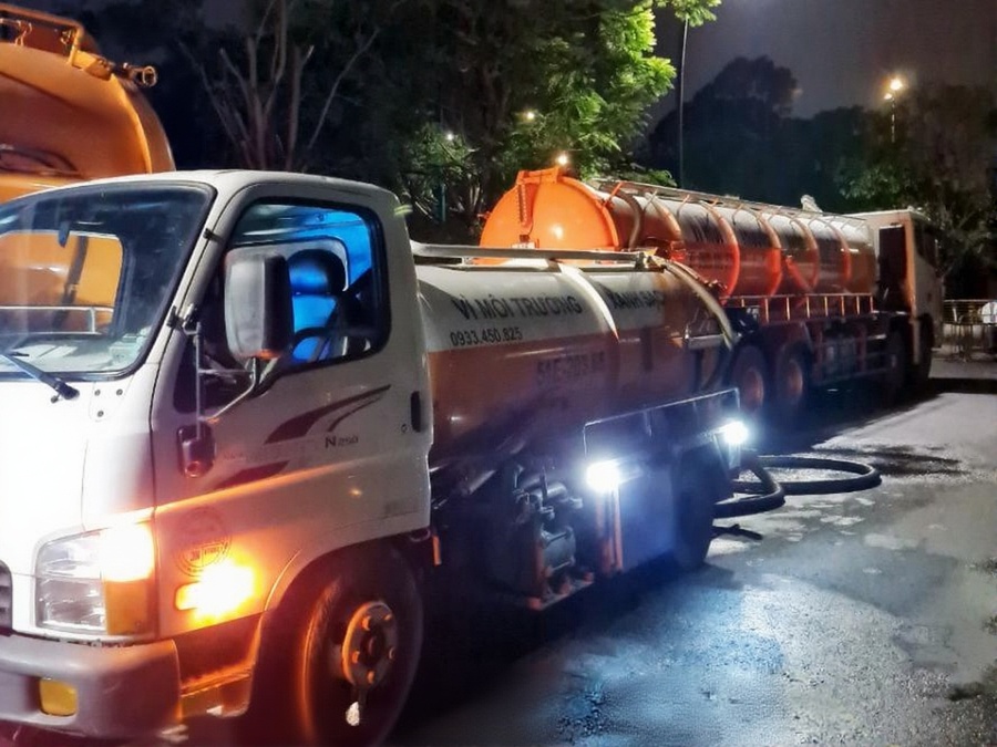 T&igrave;m hiểu về dịch vụ thu gom b&ugrave;n thải c&ocirc;ng nghiệp