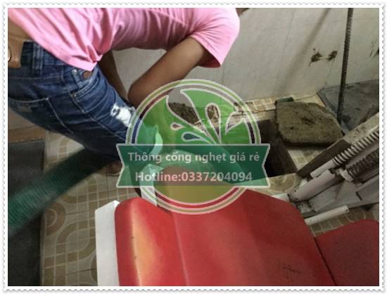 Quy tr&igrave;nh khi d&ugrave;ng c&aacute;ch xử l&yacute; nh&agrave; vệ sinh bị tắc