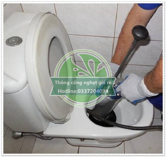 Th&ocirc;ng toilet nghẹt nhanh ch&oacute;ng